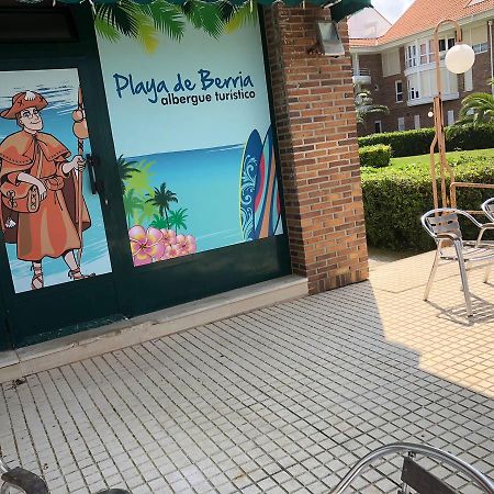 Albergue Turistico Playa De Berria Santoña エクステリア 写真